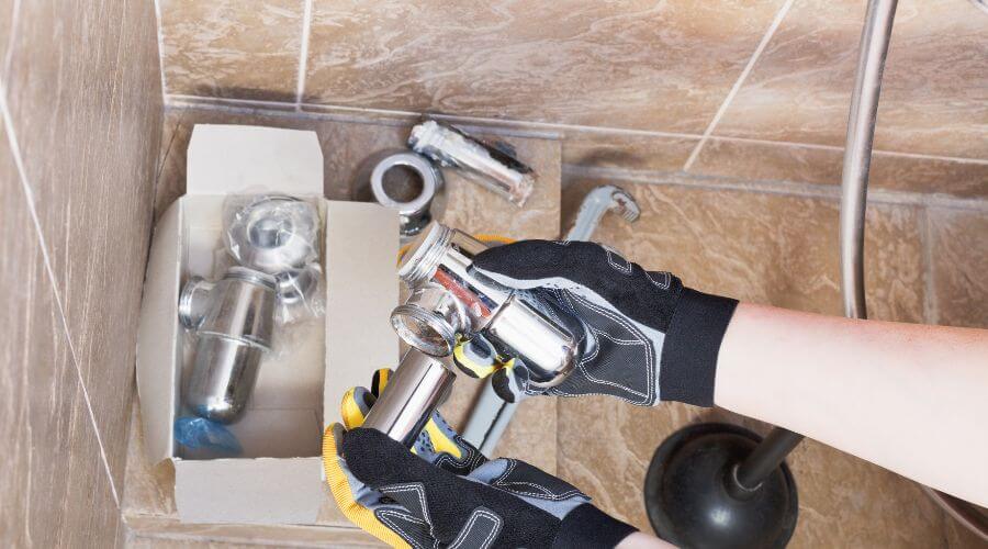Professional gutter cleaning in Sonora, KY